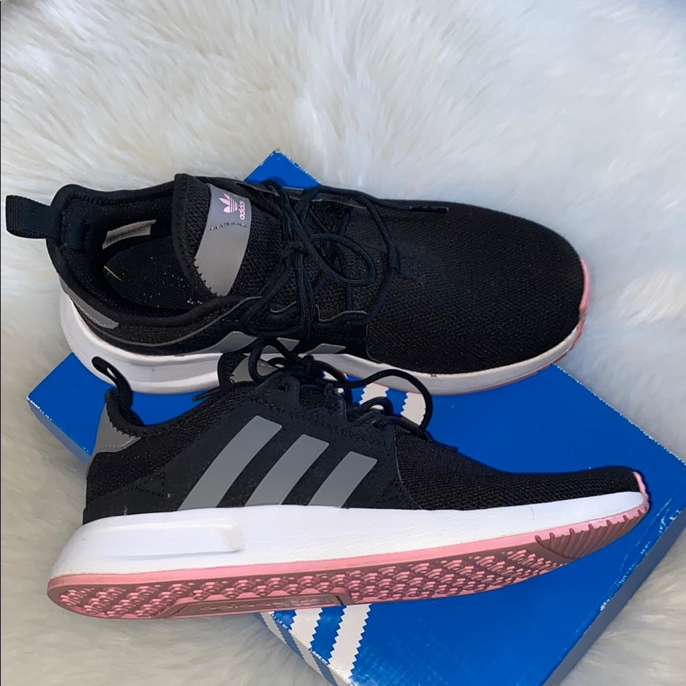 Black and Pink Adidas Sneakers size 5